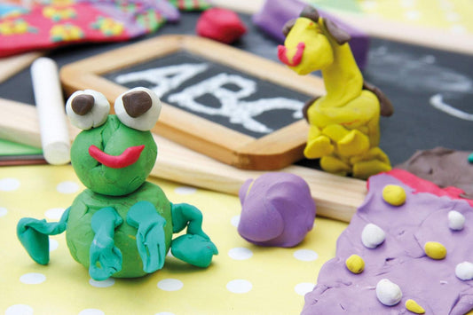 Idena Knetbox mit 20 Stangen - Kreative Knete für Kinder ab 3 Jahren