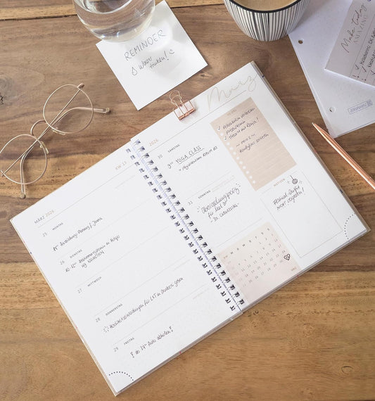 rido/idé Buchkalender Young Line 2026 'Love' - A5 Tageskalender