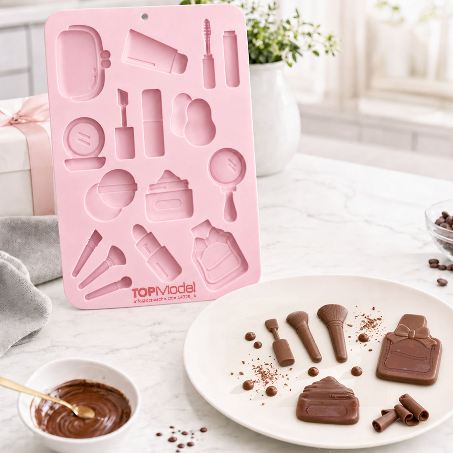 TOPModel Silikonform – Beauty-Motive für Schokolade & Backen