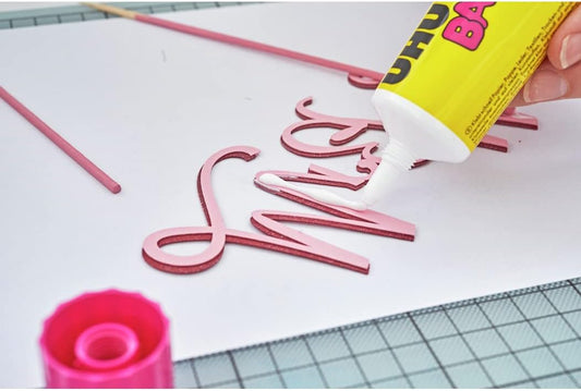 UHU Bastelkleber Standtube, Lösungsmittelfreier Weißleim, 90 g