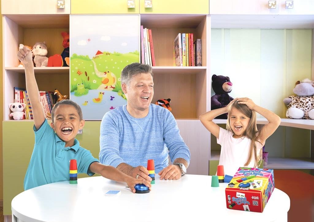 AMIGO Speed Cups – Reaktionsspiel ab 6 Jahren