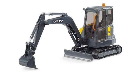BRUDER Volvo Kompaktbagger ECR40