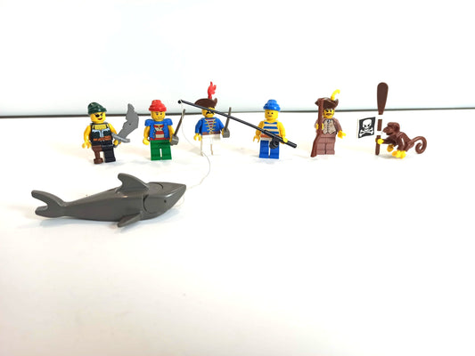 LEGO®  Sortiment Sonderteile 5 Piraten Mini-Figuren mit Zubehör - Peer Online Shop