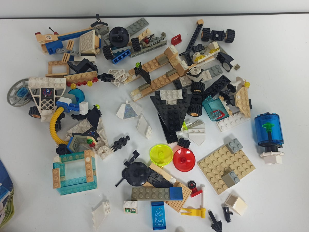 LEGO® Sortiment Sonderteile Konvolut System 6336, 6452 mit Minifiguren und Bauanleitung - Peer Online Shop